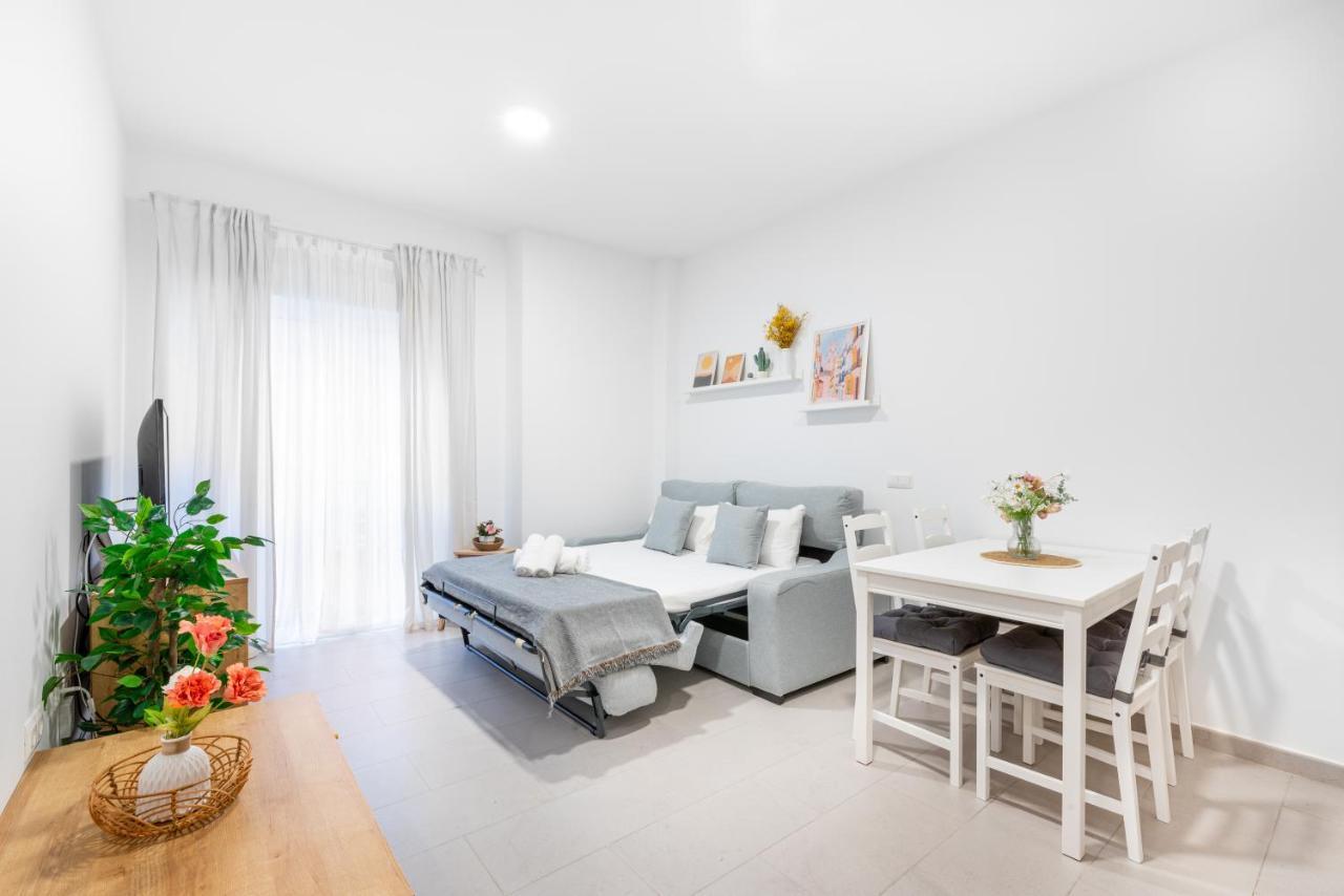 Wintowinrentals Superb New-Look Apartment Màlaga Exteriér fotografie